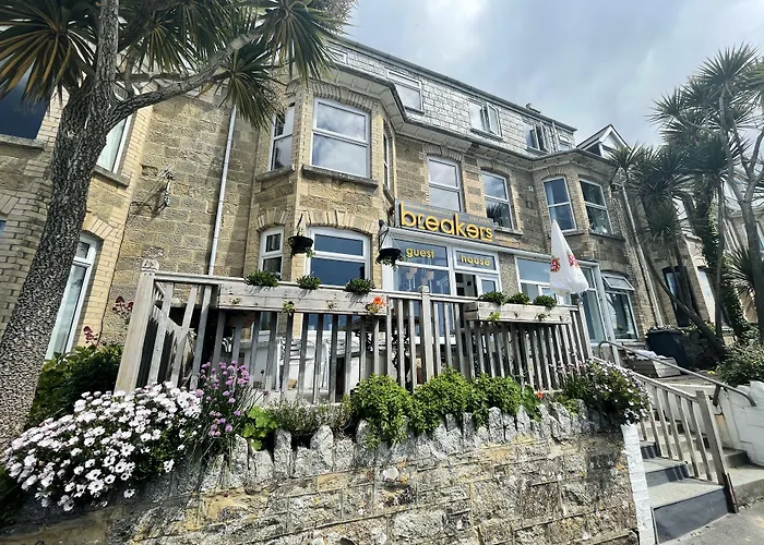 Breakers Guest House Newquay 